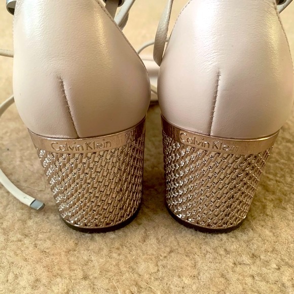 Calvin Klein Cream Leather Sandals With Metallic Heel - Picture 5 of 10